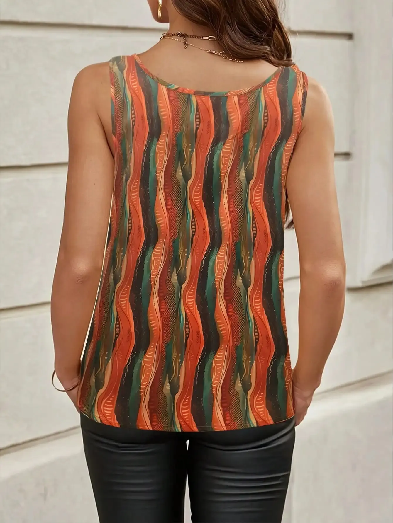 2026 Summer New Fashion Women's Sleeveless V Neck Halter Top Abstract Print Loose Fit Summer Casual Tank Top