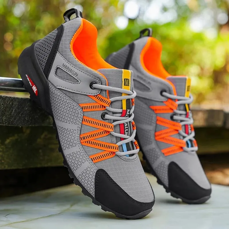 Breathable and lightweight men's shoes casual sports shoes outdoor hiking shoes. Street walking shoes
