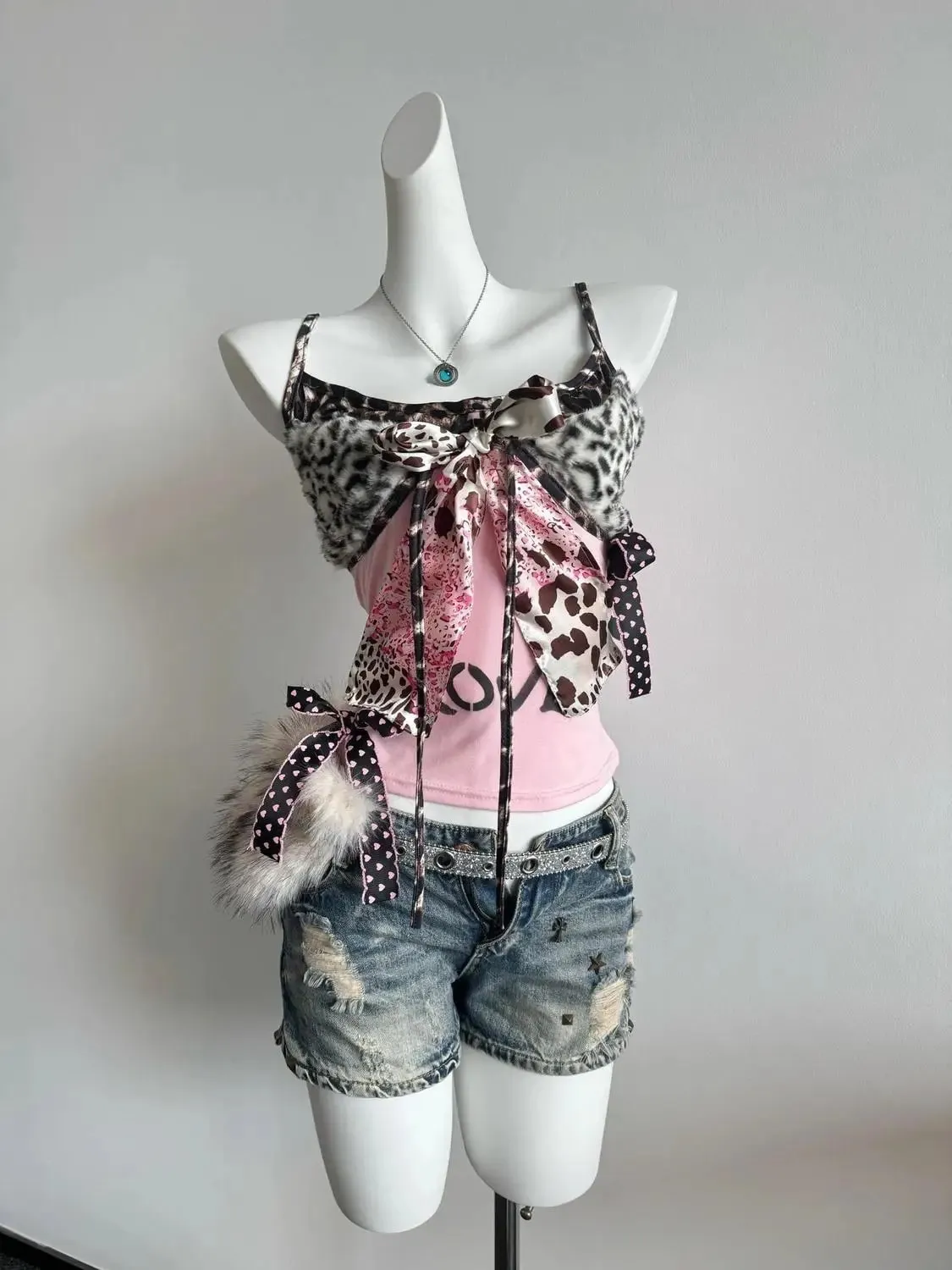 American Harajuku Hottie Camisole Subculture Leopard Patchwork Bow Halter Vest Y2K Aesthetic Letter Print Tanks Women's Slim Top