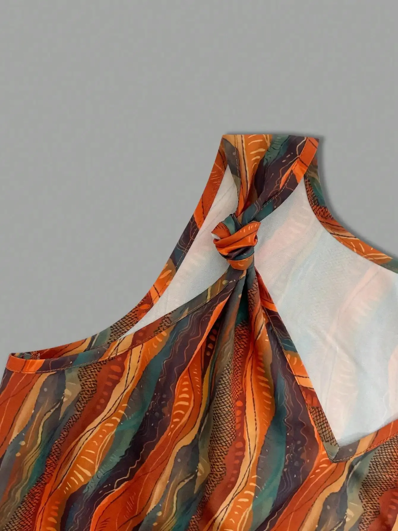 2026 Summer New Fashion Women's Sleeveless V Neck Halter Top Abstract Print Loose Fit Summer Casual Tank Top