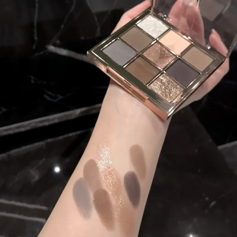 9 Colors Eyeshadow Palette Earth-toned Pearl Matte Shimmer Eye Shadow Shiny Sequins Eye Contouring Pigments Metallic Eyes Makeup