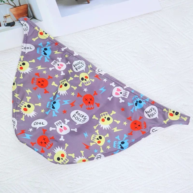 Men\'s Low Rise Underwear Briefs with Big Bulge Pouch and Skull Print Design Comfortable Stretch Fabric for Daily Wear