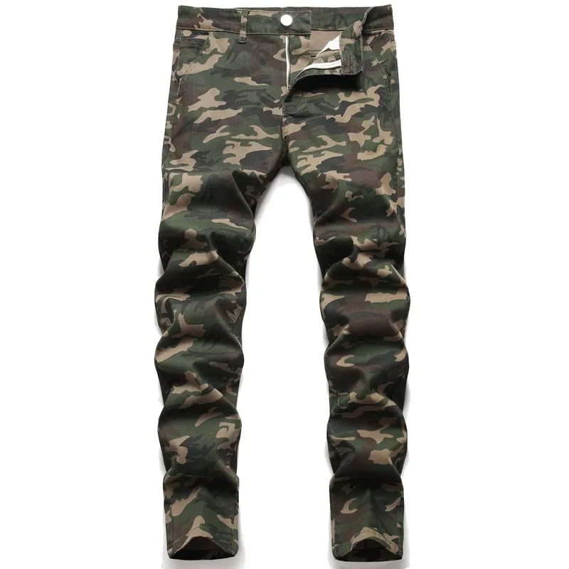Kakan Slim Slim Fit Pie pequeño empalmado Bi-color Jeans europeos y americanos nuevos pantalones vaqueros de pierna recta K021-1266 para hombres