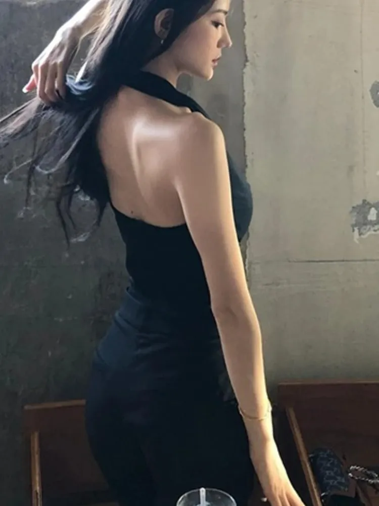 Korean Dongdaemun Sexy Slim Camisole 2026 Women Backless Pure Desire Spicy Girl Versatile Neck Hanging Strap Tank Top Y2K