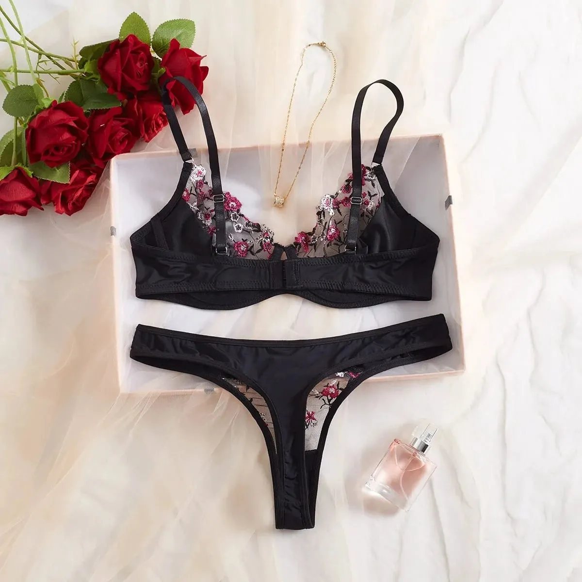 Sexy Womens Underwear Exotic Emotional Bra Set Embroidered Print Brassiere Lingerie Set Women's Push Up Thin Bralette suit