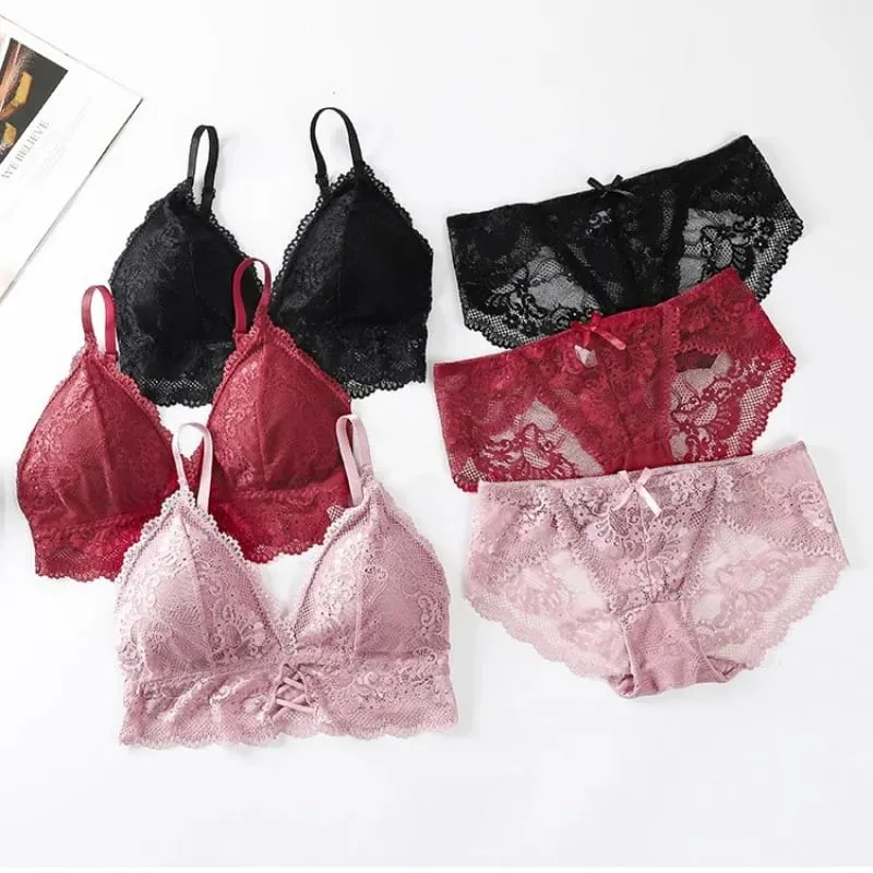 Lace Bra Set for Women Wirefree Bralette Front Criss‑Cross Floral Lace Underwear Sexy Lingerie 2‑Piece Bra And Panty Kit