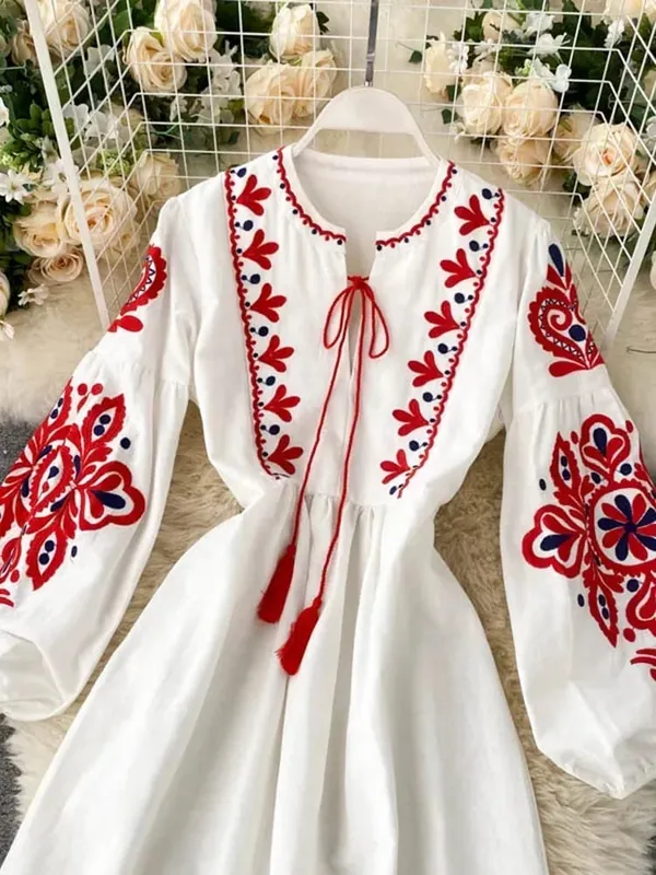 Γυναικεία φθινοπωρινά φορέματα Bohemian κεντημένα λουλούδια με λαιμόκοψη φανάρι μανίκι ψηλόμεσο πλισέ Φόρεμα All-match Γυναικείο Vestidos PL393