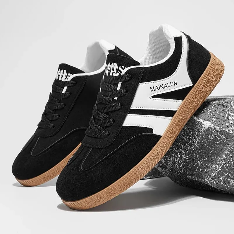 Men's Casual Sport Shoes Suitable for Spring and Summer Outfits Available in Various Sizes. Plus-Size Men's Shoes Ideal for O