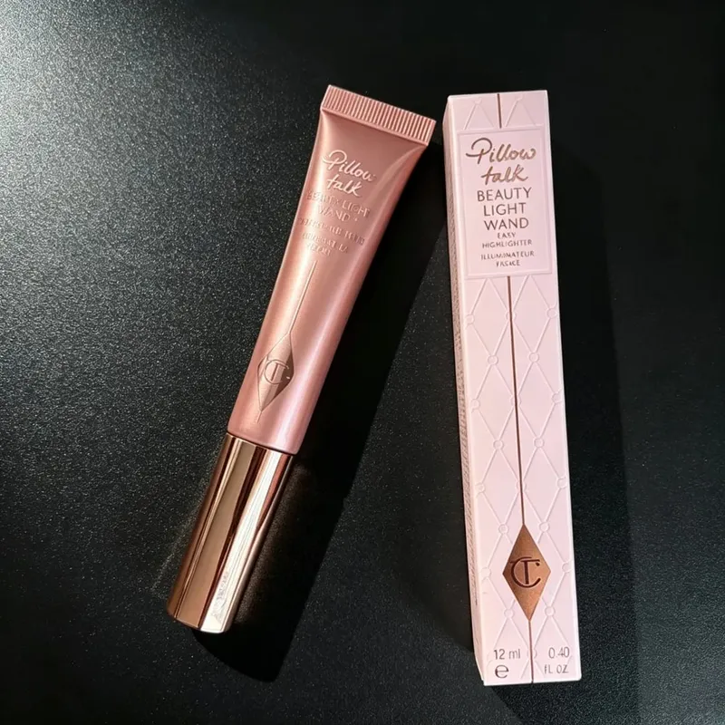 Charlotte Tilbury 4D forlængende mascara til volumen af ​​vipper Vandtæt, svedfast og cremet Blush Stick Rosy Cheek Let at blande