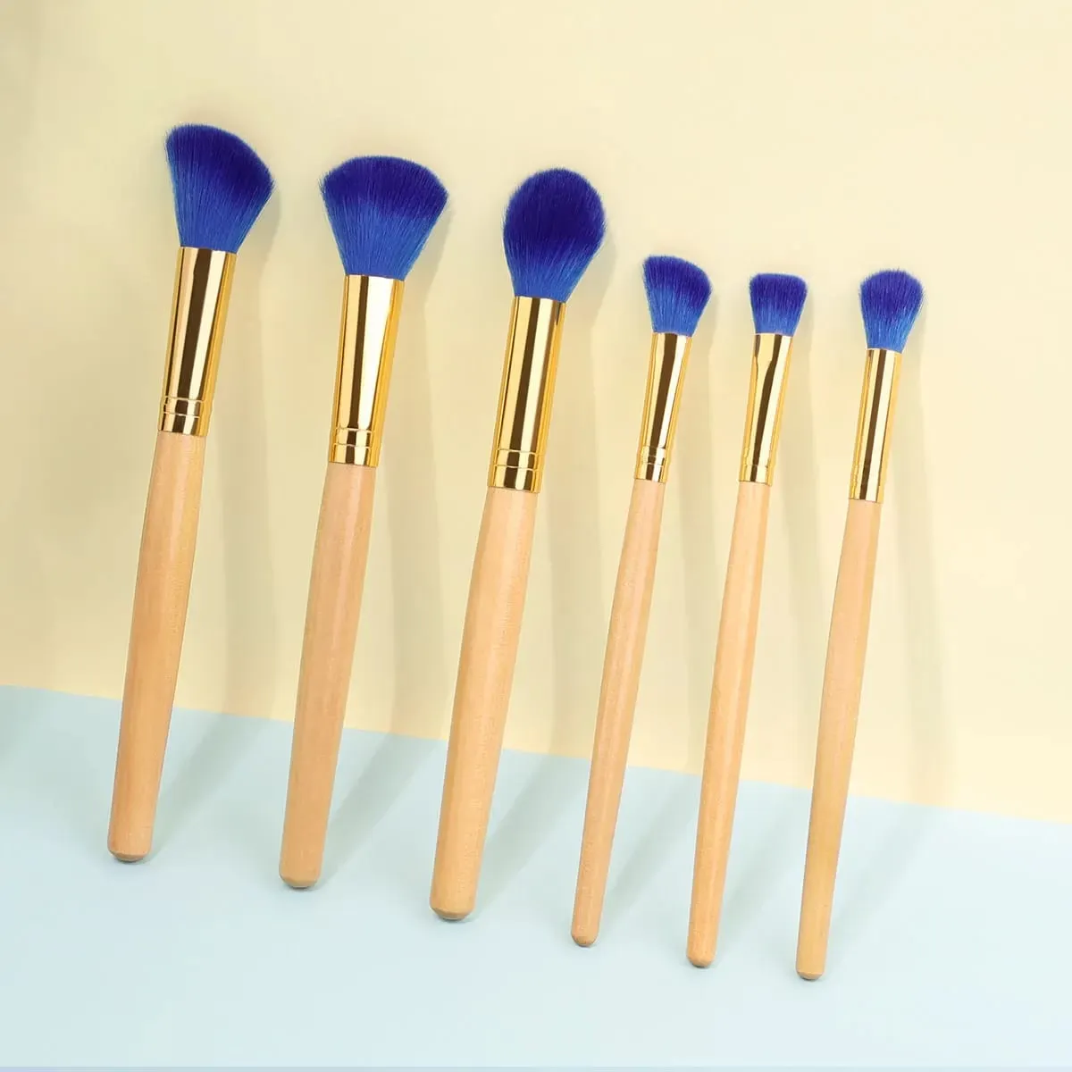 6pcs Makeup Brushes Set for Women Cosmetic Concealer Eyelashes Blush Loose Powder Eyeshadow Soft Fluffy Blending Beauty Tools