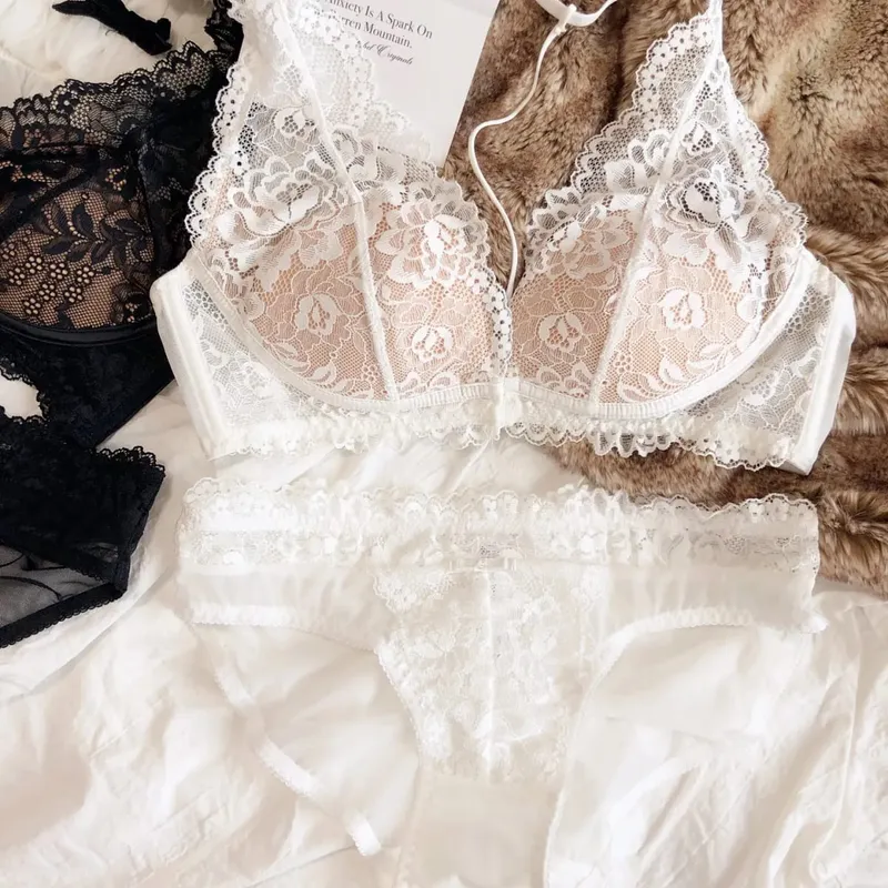 Sexy Lace Embroidery Women Lingerie Set French Thin Cup Halter Bikini Bra High Quality Push Up Bralette Backless Underwear Set