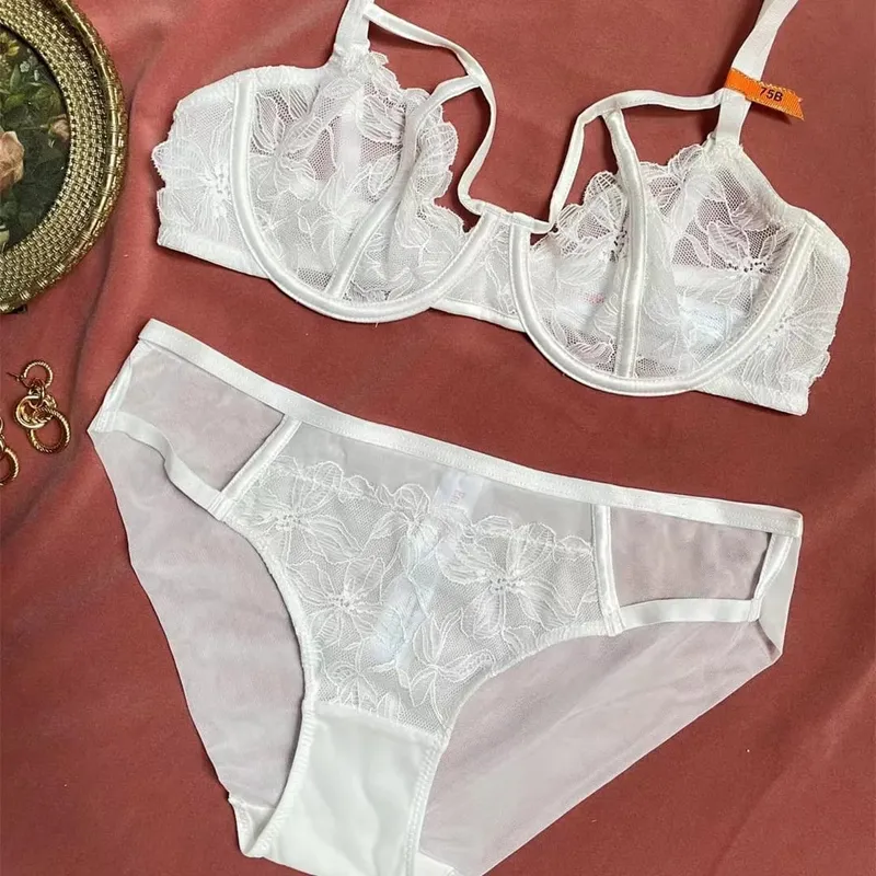 high quality sexy flower lace women bras and brief two piece set push up B C D cup wire summer lingerie underwear black white
