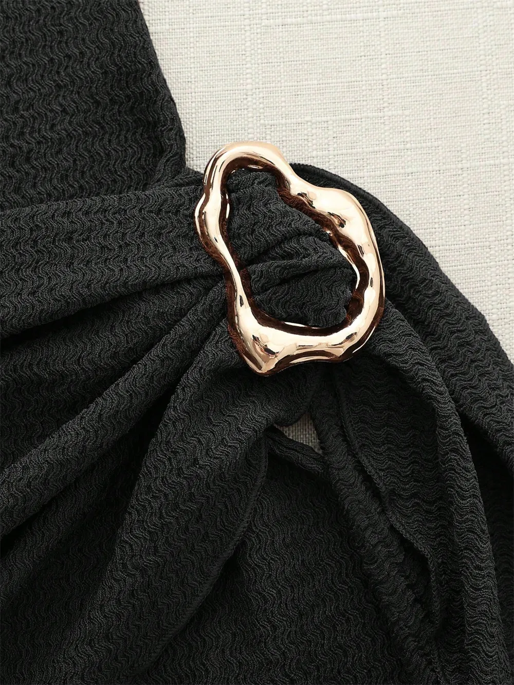 Women's Elegant Texture Fabric Pleating Waist Sice Ribbon Slim Fit Mini Dresses Casual Metal Buckle Solid Color Dress Summer