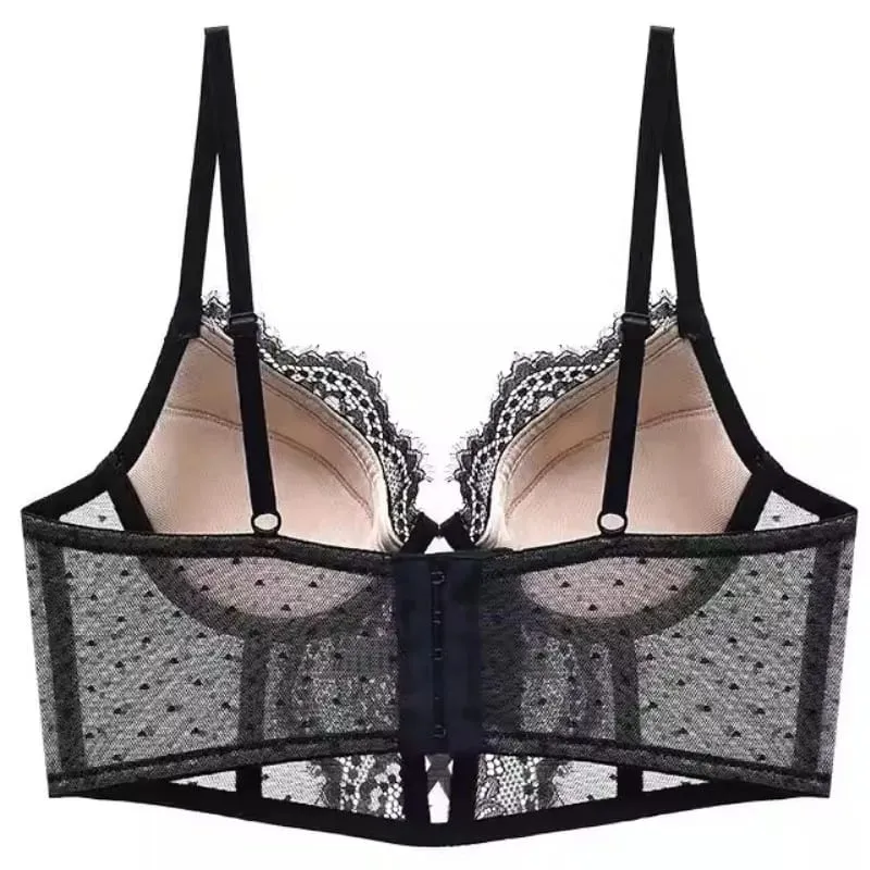 Women‘s French Lace Lingerie Set Push Up Bra Thin & Soft Steel Ring for Support Gathered Design Demi Cup Chemise for Small Bust