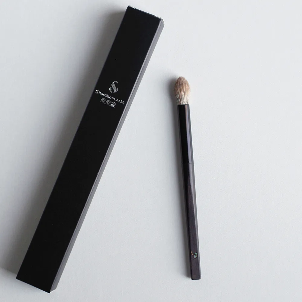 Shoushoulang Hand Crafted Makeup Brush Tapered Eye Shadow Blending Brush S1 Goat Squirrel Hair Ebony Wood Handle Makeup Brushes