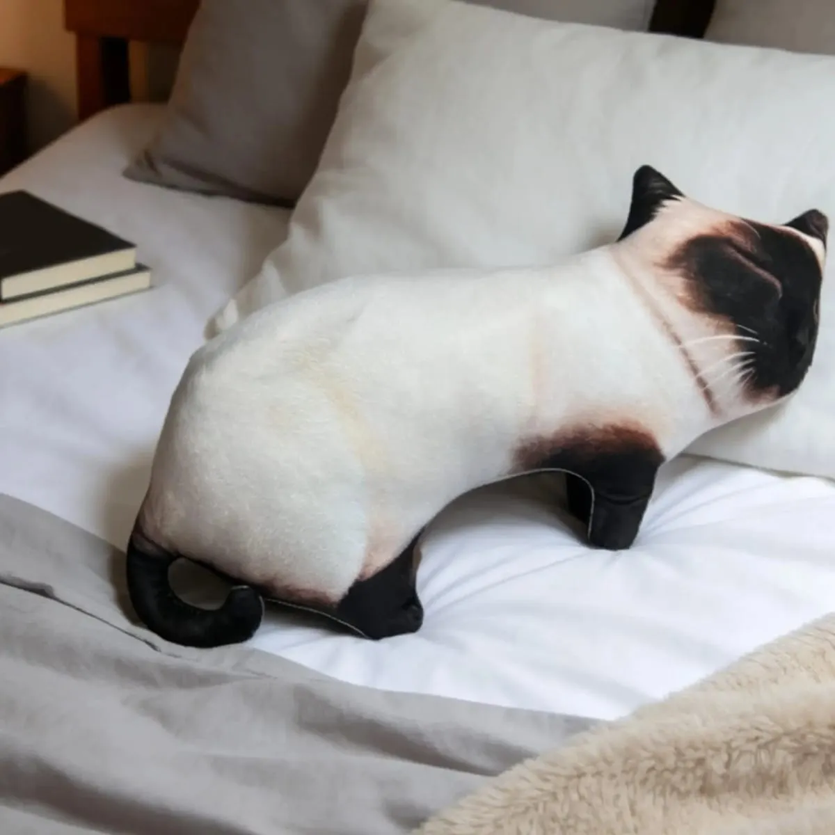 Realistic Cat Pillow 60cm Soft Plush Animal Cushion Decor Decorative Throw Pillow for Kids Adults Apartment Nursery Sofa Couch