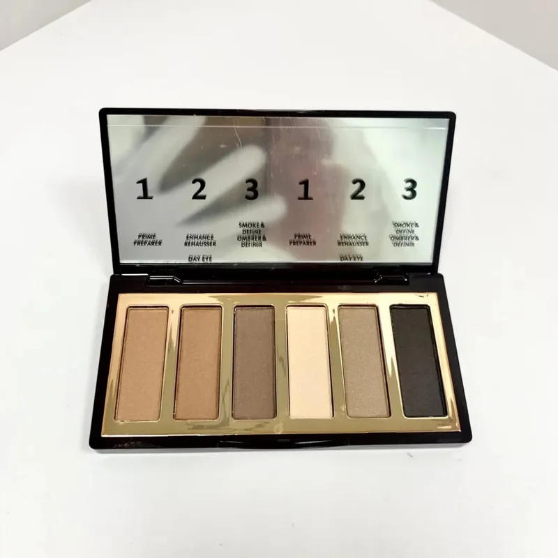 Charlotte Tilbury Hollywood Flawless Liquid Highlighter Moisturises Skin Luxury Palette Satin-matte Shimmer Metallic Finishes