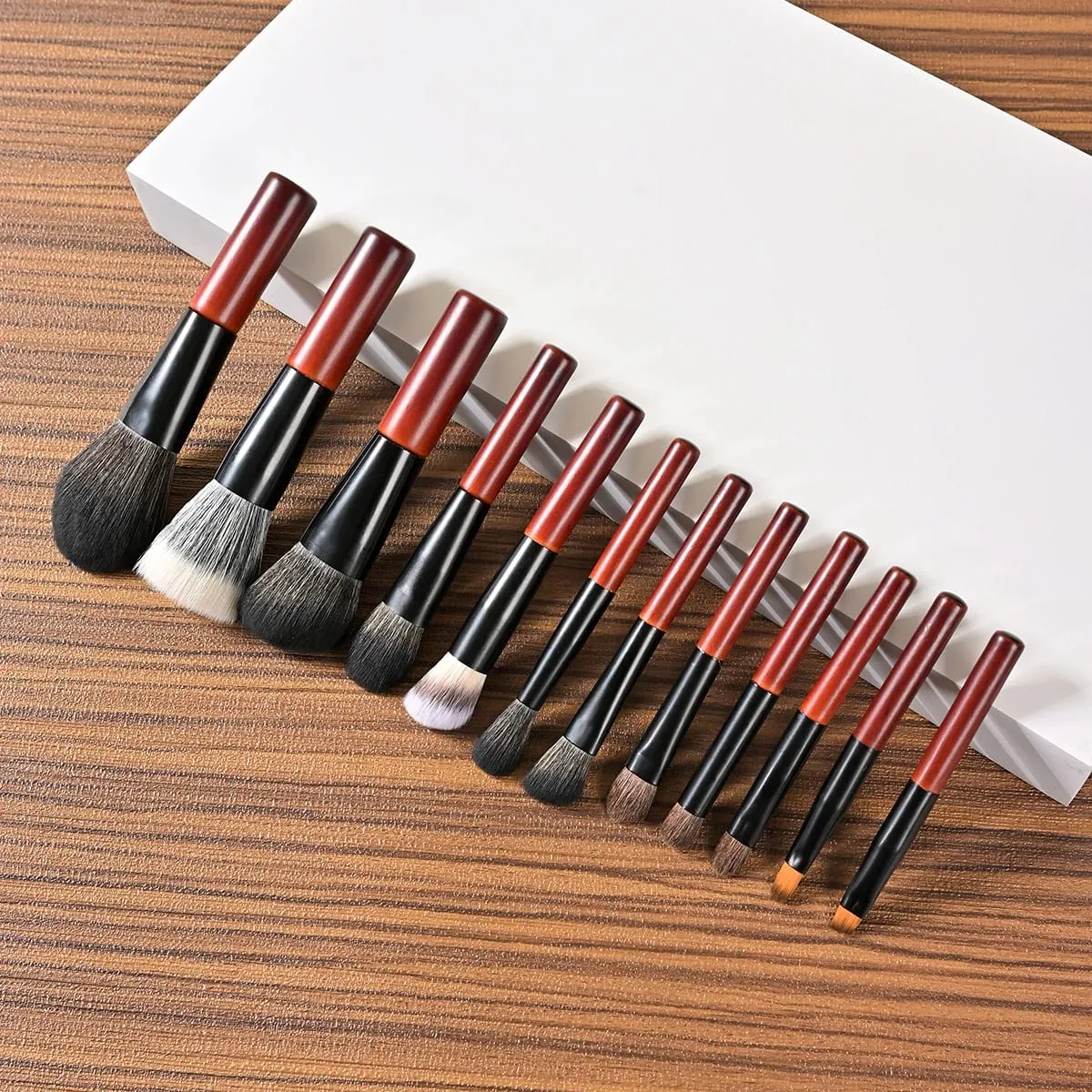 13 PCS Walnut Makeup Brushes Set Travel Size Professional No Shed Tan Mini Makeup Brushes With Case