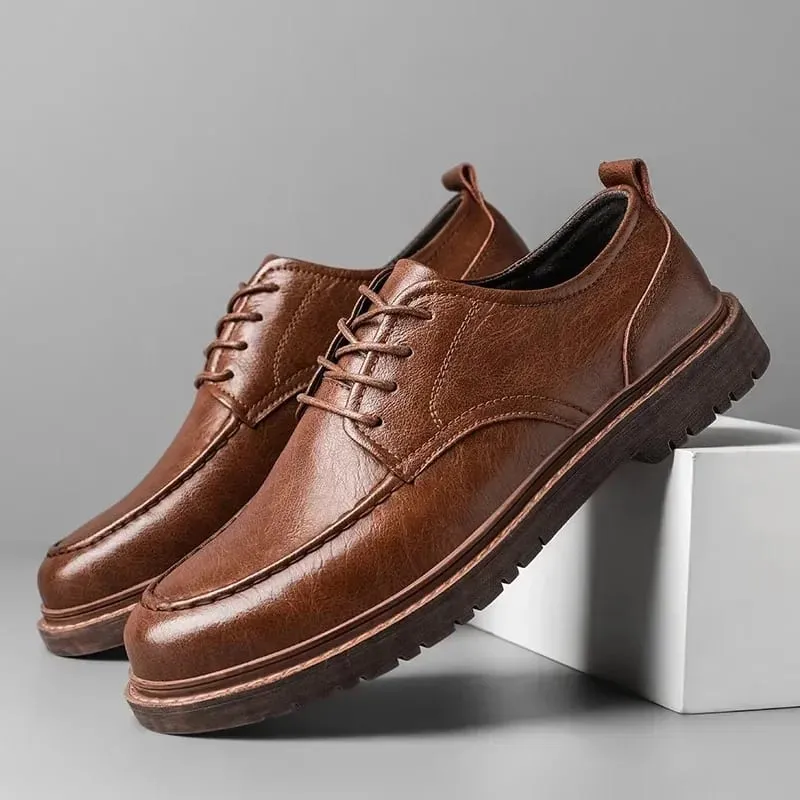 Autumn New Men Leather Casual Shoes Brogue Luxurious Handmade Genuine Leather Work Boots Business Casual Sneakers