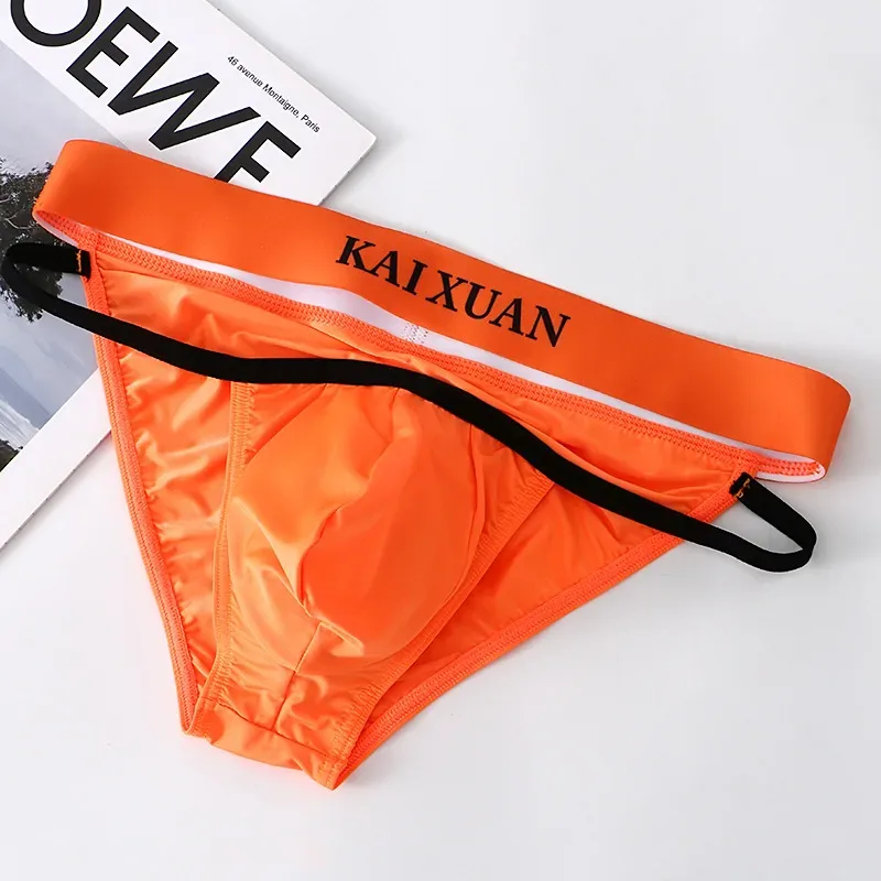 Fashion Men's Underwear Breathable Ice Silk Underpants Soft and Comfortable Briefs