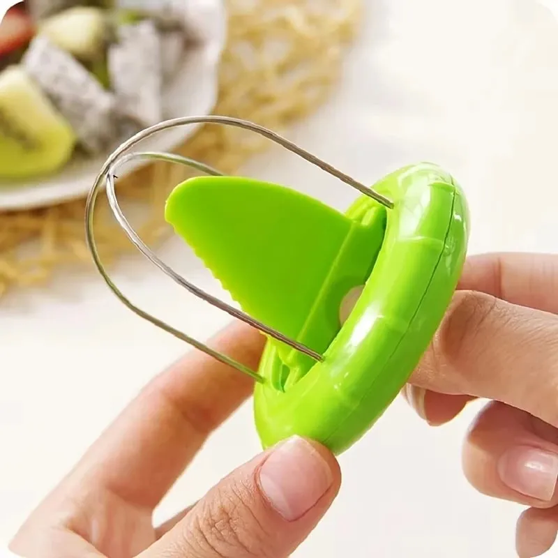 Fast Fruit Kiwi Cutter Peeler Slicer Kitchen Gadgets Stainless Steel Kiwi Peeling Tools Kitchen Creative Fruit Peeler