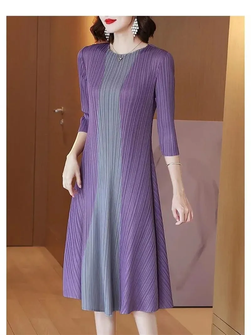 Hermosos vestidos de noche Miyake, vestido plisado para mujer, vestido sencillo a la moda con contraste elástico, suelto, manga corta, vestido con lazo en la cintura — image 4