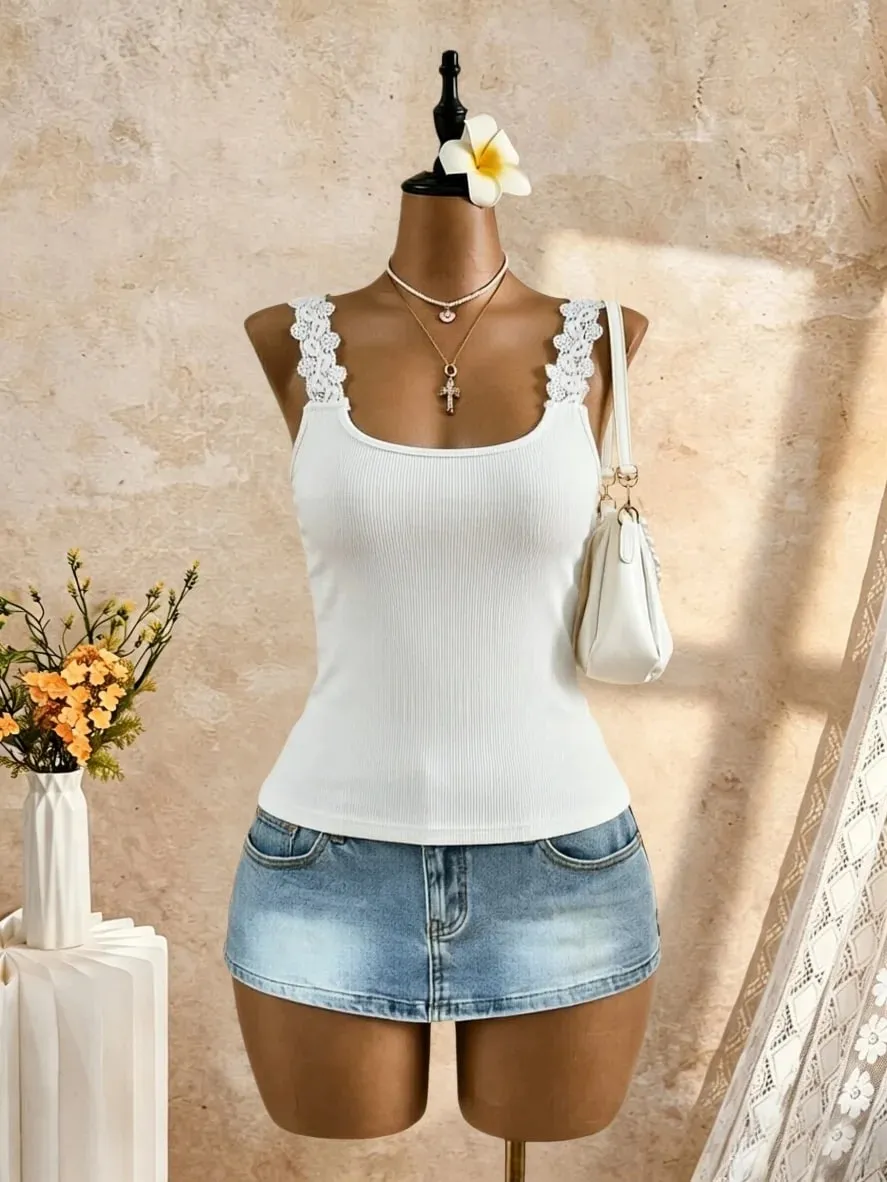 2 Pcs Women Lace Trim Spaghetti Strap Tank Top Ribbed Knit Square Neck Slim Fit Solid White Black Casual Cami Vest
