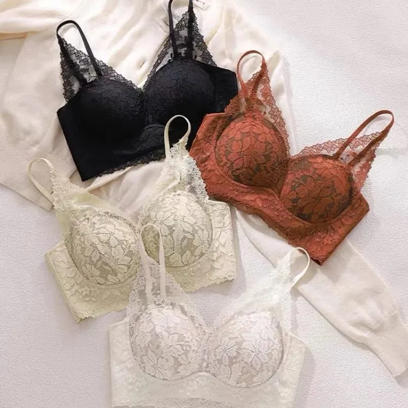 French-style exquisite lace autumn and winter lingerie for women with small busts push-up no underwire anti-sagging seamless