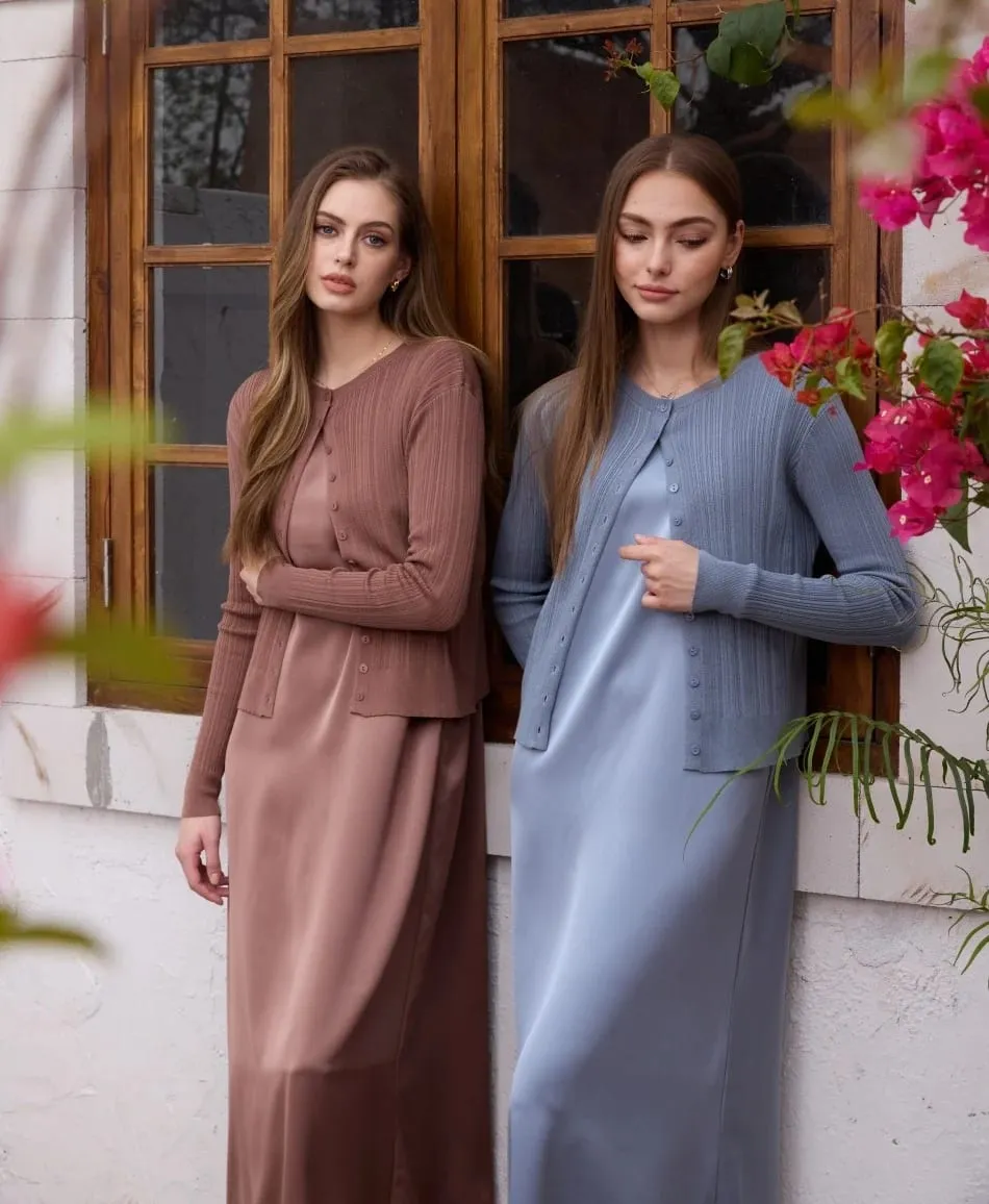 AS SS26 Кружевное атласное платье-комбинация + кружевная атласная юбка + вязаный жилет + вязаный кардиган, коллекция, женский нарядный наряд