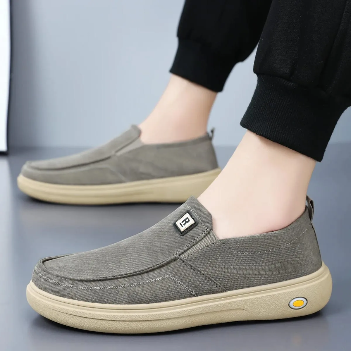 Quality of Fabric Shoes for Men's Summer Flat Casual Canvas Shoes Lightweight and Breathable Men's Shoes
