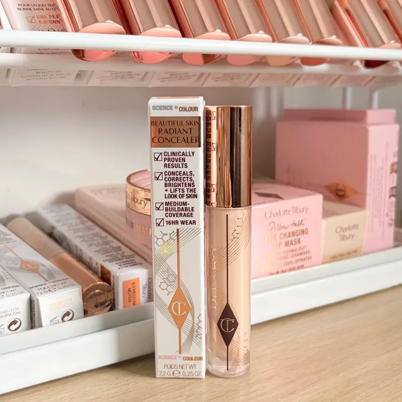 Charlotte CT Lip & Cheek Blush Balm Blush Stick Mat Concealer Flydende let at blande for en jævn naturlig finish Tilbury Makeup Sets