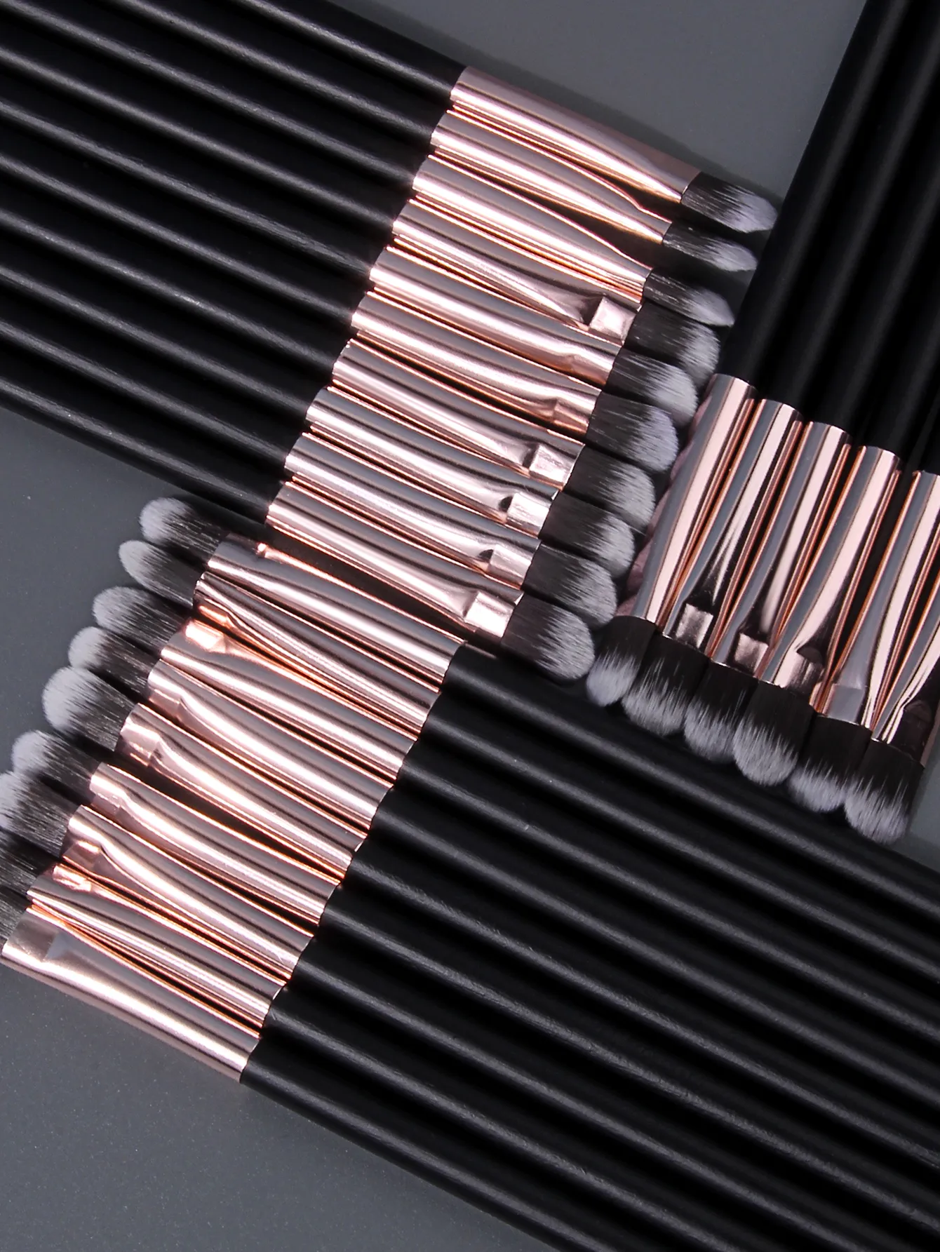 1Pc/25Pcs Eyeshadow Brush Set Soft Synthetic Eye Makeup Brushes for Blending Shading Detail Eye Makeup Tool
