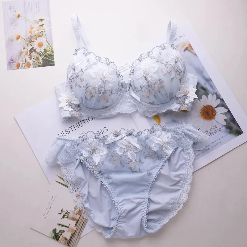 Japanese-style sweet lingerie set thin embroidered shallow cup disc type 2 bra set