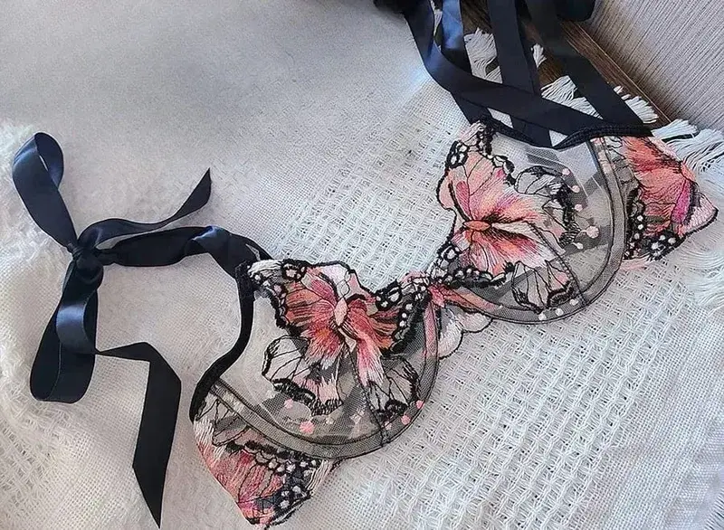 Modest Romantic Lace Butterfly Embroidery Bra Sheer Mesh Camisole Sleepwear Women Daily Wear Push Up Soft Lingerie Set 34-40