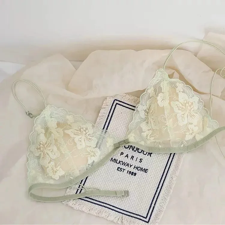 우아한 속이 빈 레이스 브래지어 & 팬티 세트 언더 와이어 없음 쉬어 프렌치 트라이앵글 컵 Bralette 보이지 않는 티셔츠 여성 속옷