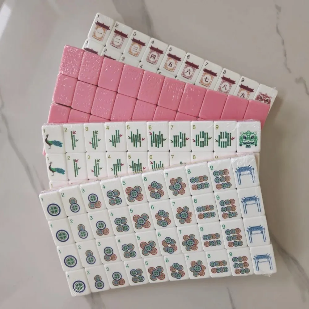 In Stock Hot American Mahjong Set 160 Tiles 4-Layer Acrylic Mah Jongg Sets Portable Travel Mahjong Game Tiles Adult Indoor Games