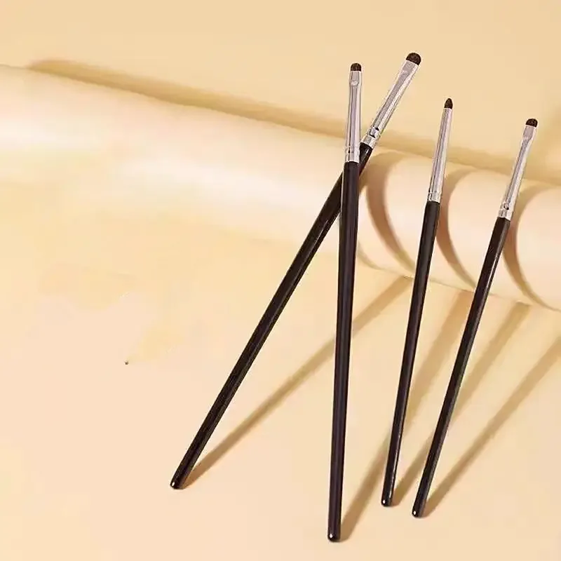 4/6Pcs Eye Detail Brushes Set Horse Hair Eyeshadow Brushes Undereye Smudge Brushes Soft Eyeliner Brush Perfect Eye Makeup Tools