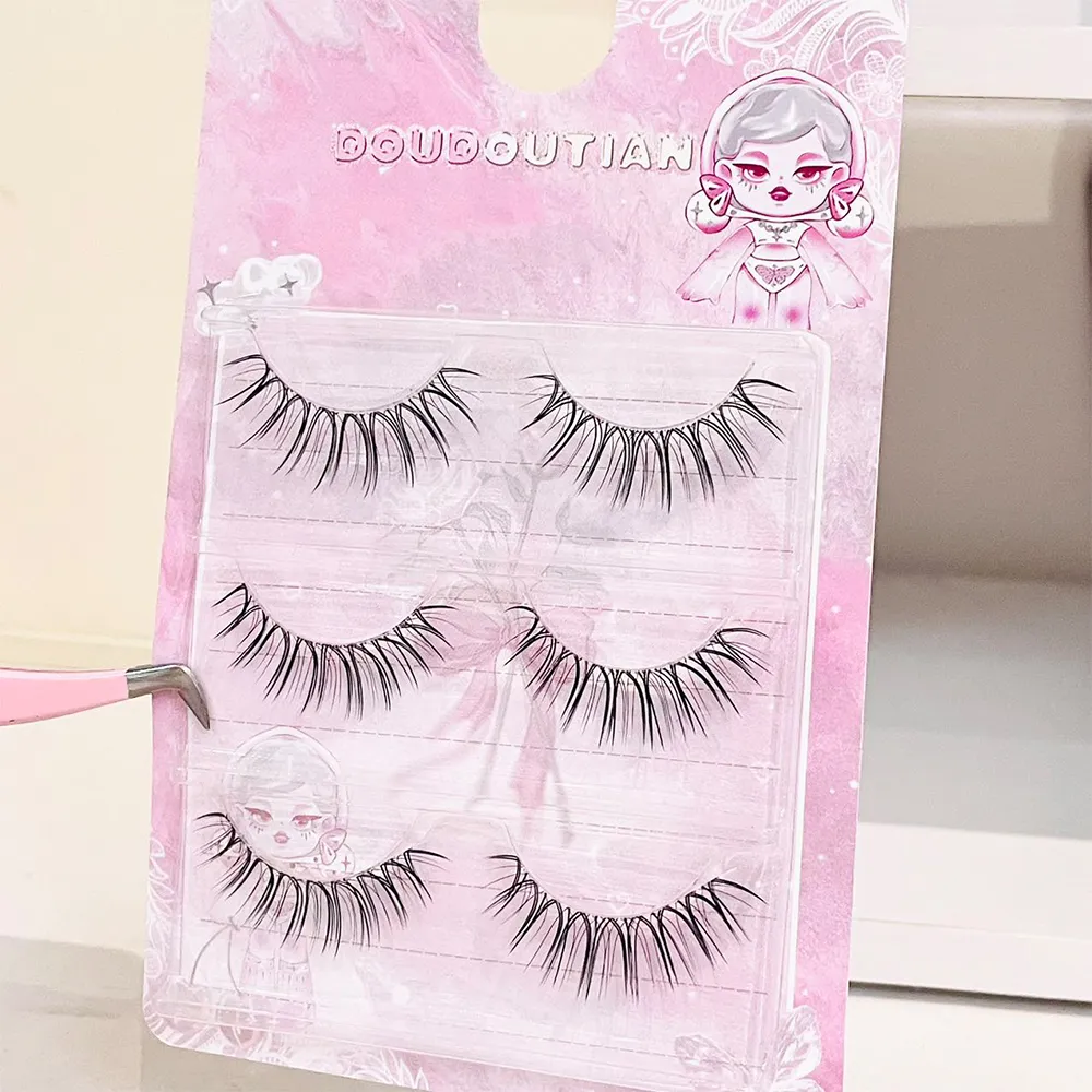 Doudoutian Korean Girl Group U Shape Individual Lashes Clear Band Natural Realistic Divine Beauty Eye Lashes