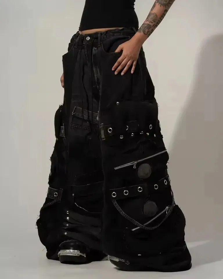 Streetwear Casual Black Cargo Jeans Men Heavy Buckle Strap Stud Zip Pocket Distressed Oversized Wide Leg Fashion Pants Y2K