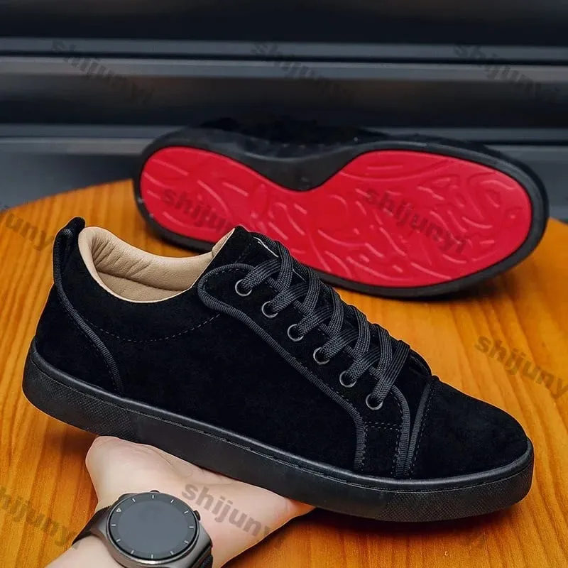 2026 New Trendy Round Toe Men Casual Flats Comfortable Non Slip Hard Wearing Sport Shoes Cross Tied Concise Lightweigh Sneakers