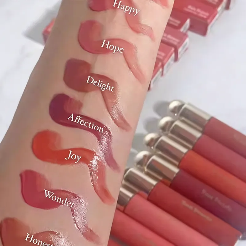 Rare Beauty 7-Colors New Lip Oil LIPSTICK Lip Glaze på lager Lugn/ärlighet/undrar Slät Inte klibbig Vattentät Lätt att applicera