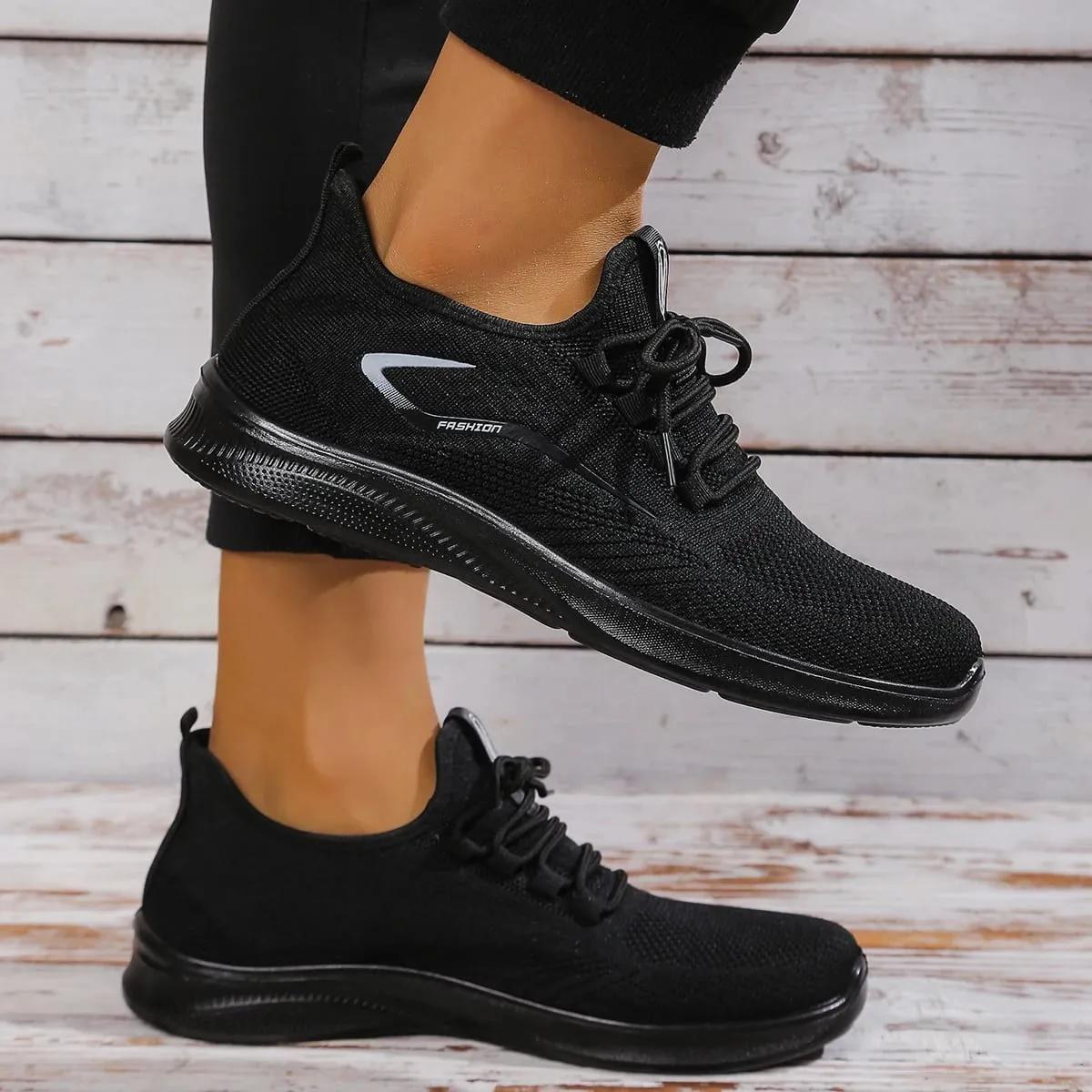 Man Shoes Men's Casual Shoes with Polyurethane Ultra-Light Sole the Upper Part Fits the Skin Better. Perfect for Summer!