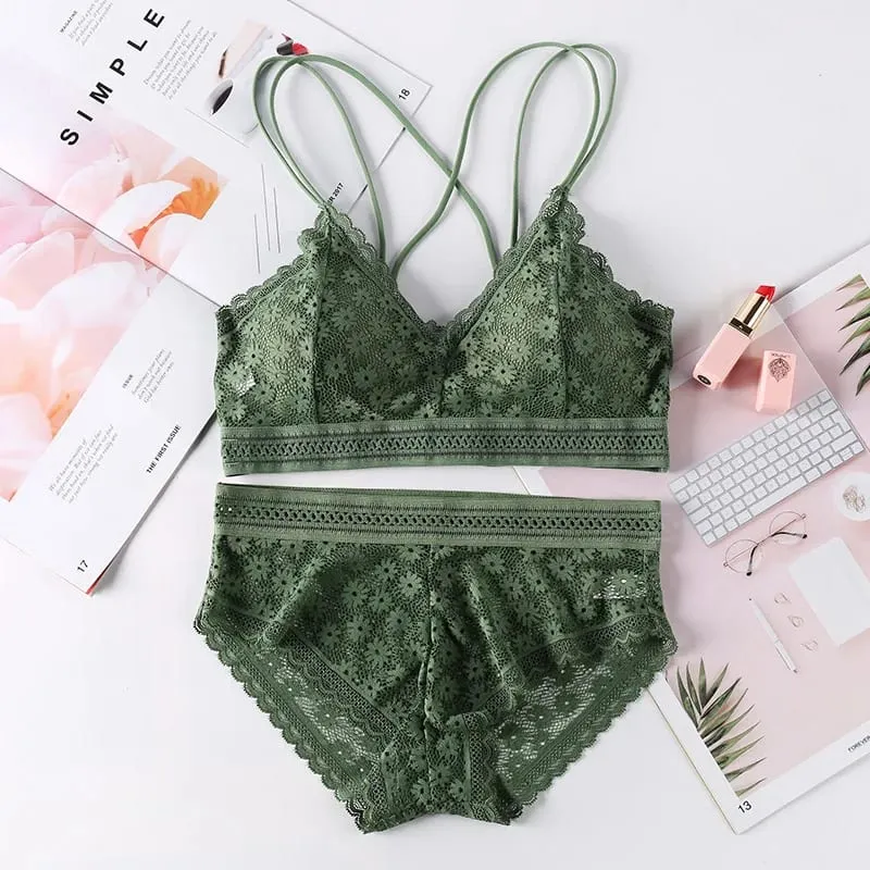 Women's Lace Lingerie Set Cross Shoulder Strap Without Steel Ring Bra Comfortable Support Underwear With Gathering Design