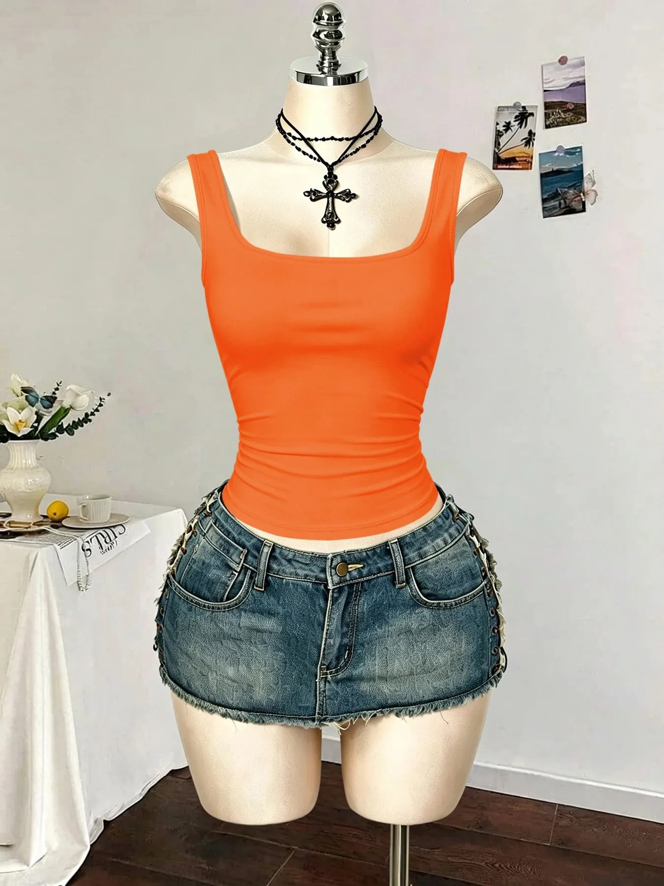 Women Square Neck Wide Strap Ribbed Tank Top Sleeveless Fitted Slim Casual Cami Top