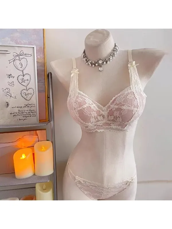 Sweet Halter Neck Bow Lace Wireless Bra Sujetador Push-up Acolchado Señoras Capas Lencería íntima para busto pequeño Tamaño 32-38 ABC