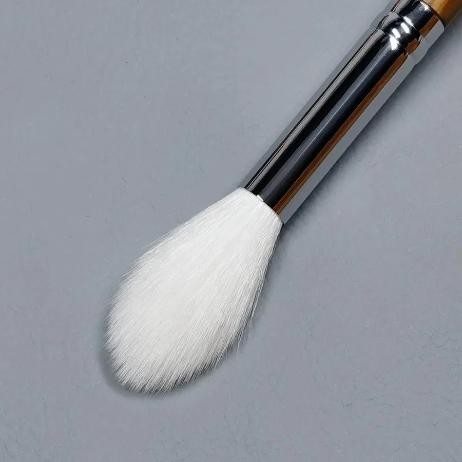 Tapered Highlighter Brush High Quality Natural Hair Face Setting Powder Blending Blusher Makeup Brushes