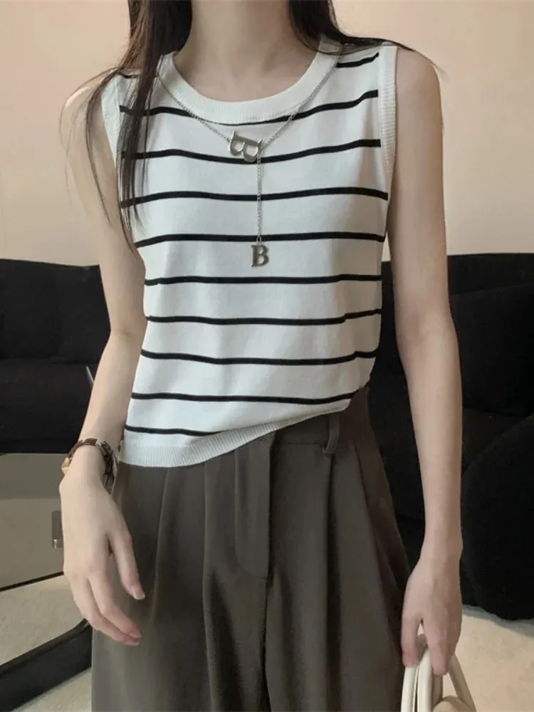 Colorfaith New 2024 Basic Bottoming Striped Chain Elasticity Vests Women Tank & Camis Autumn Winter Wild Crop Short Tops V3420DG