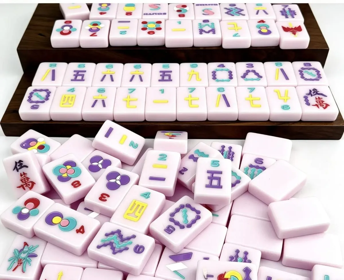 Classic Pastel Blue Mahjong Set American Style Acrylic Mah Jongg 160 Pieces Rounded Edge Table Game Christmas Gift