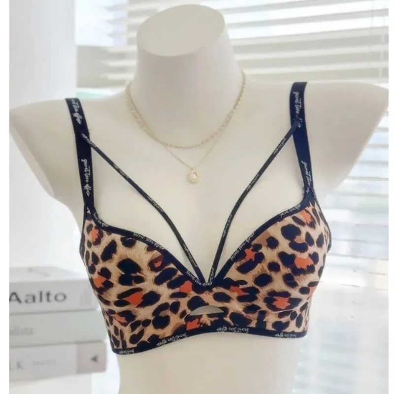 Chic Leopard Print Patchless Seamless Lingerie No Steel Ring Soft Thin Comfort Gather Small Breast Perfect Breast Shape S-XL set