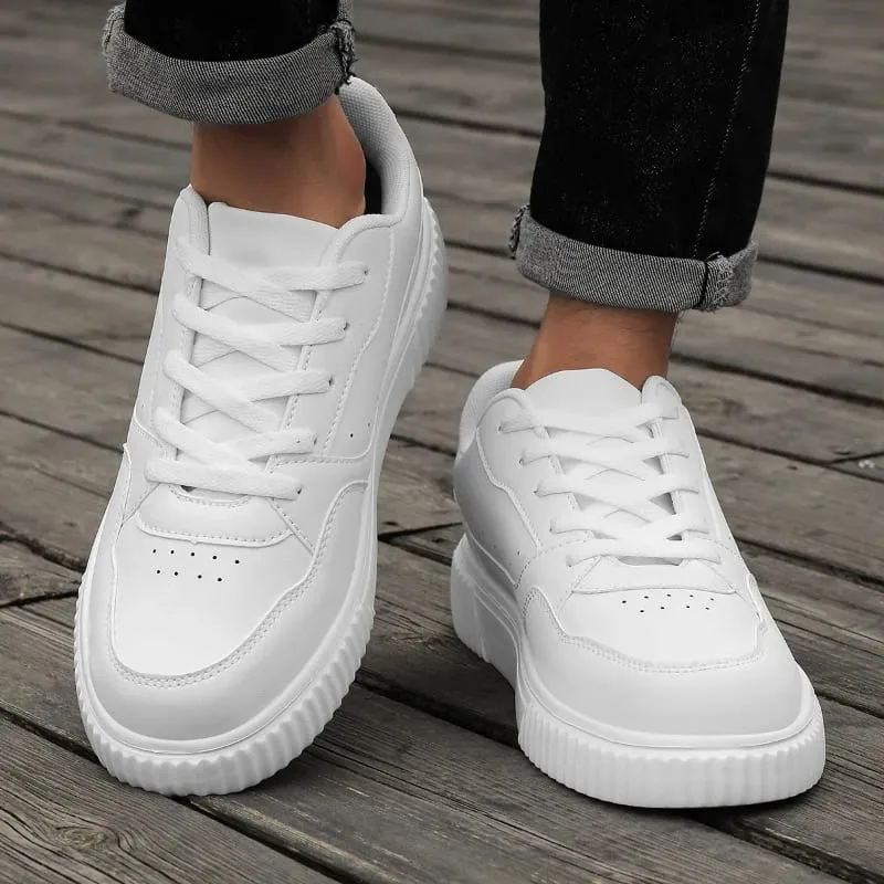 Unisex Black Skateboard Shoes Platform Lightweight Minimalist Sneakers Men Women Sports Shoes Non-slip Casual Men's Skate Shoes
